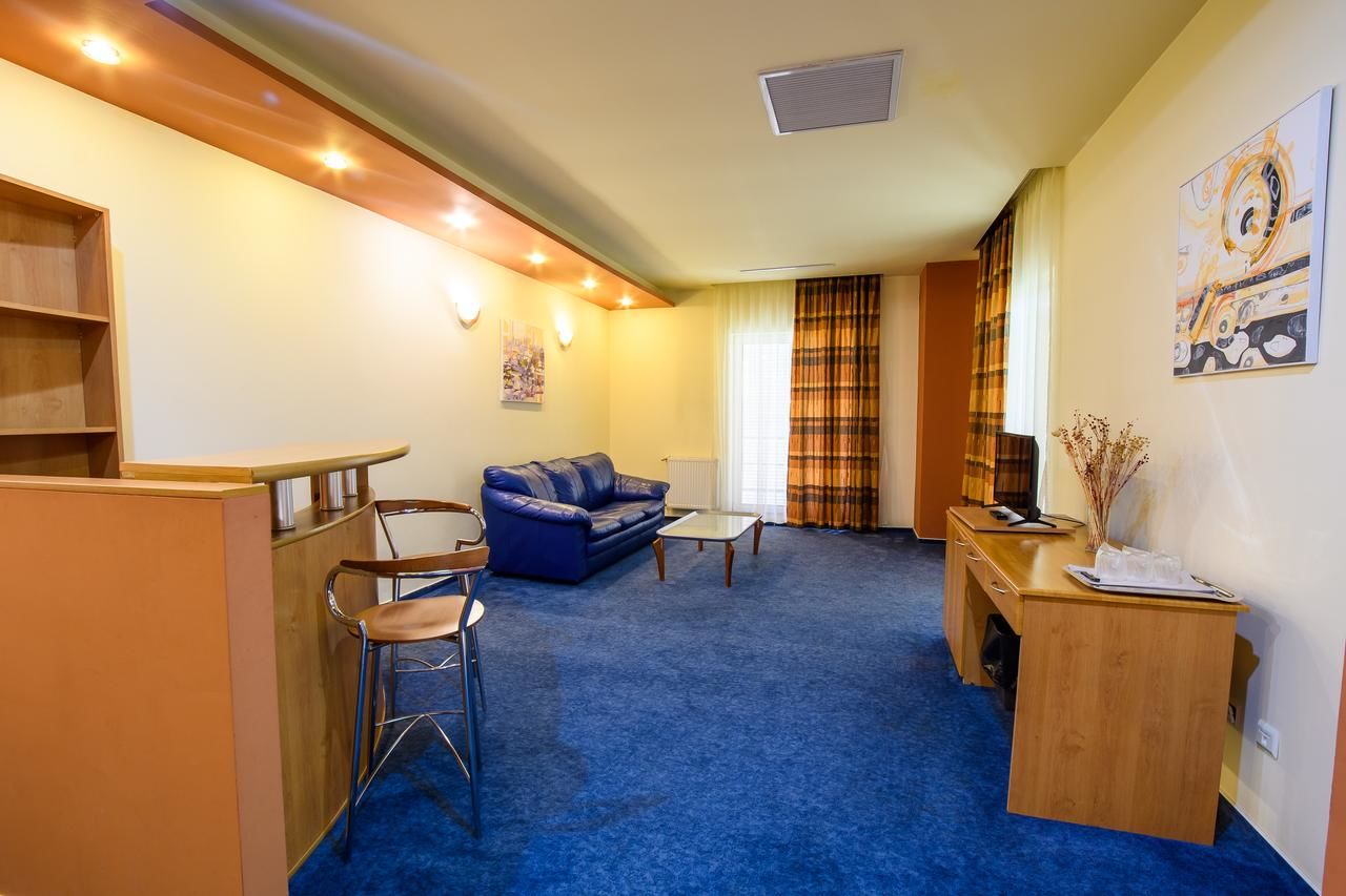 Отель Hotel Torontal Тимишоара